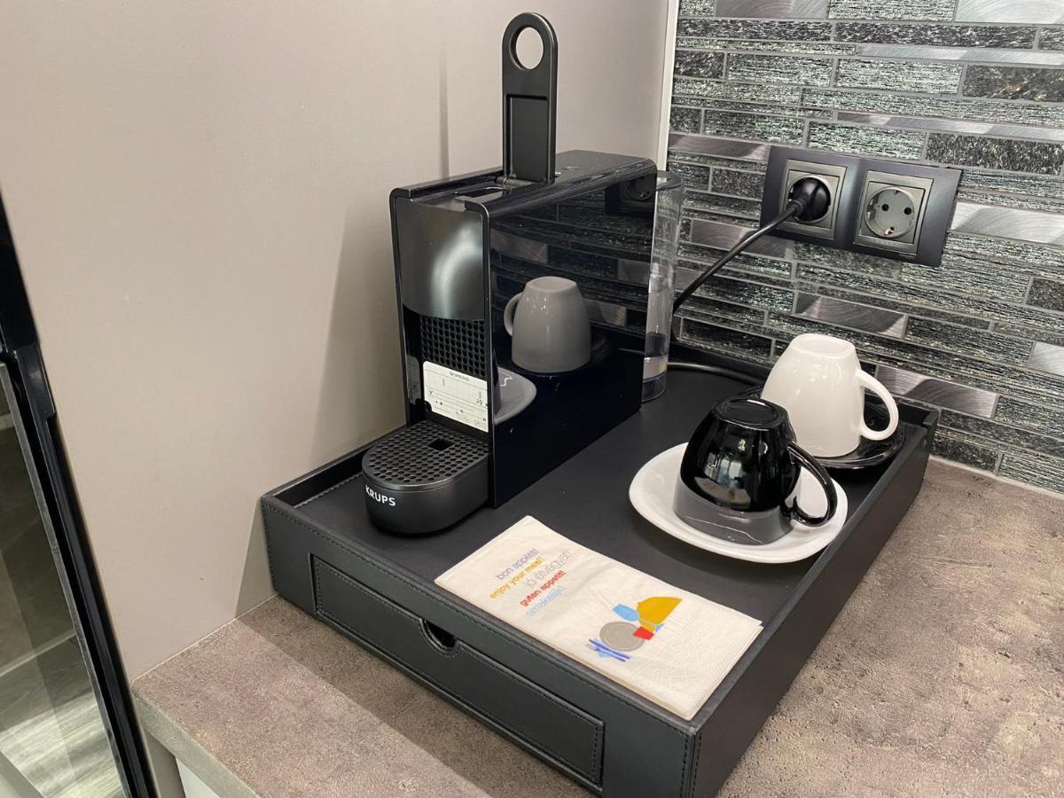 Noir Silvery Apartman セゲド エクステリア 写真